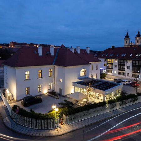 1552 Boutique Hotel Eger Esterno foto