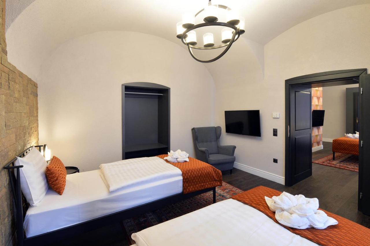 1552 Boutique Hotel Eger Esterno foto