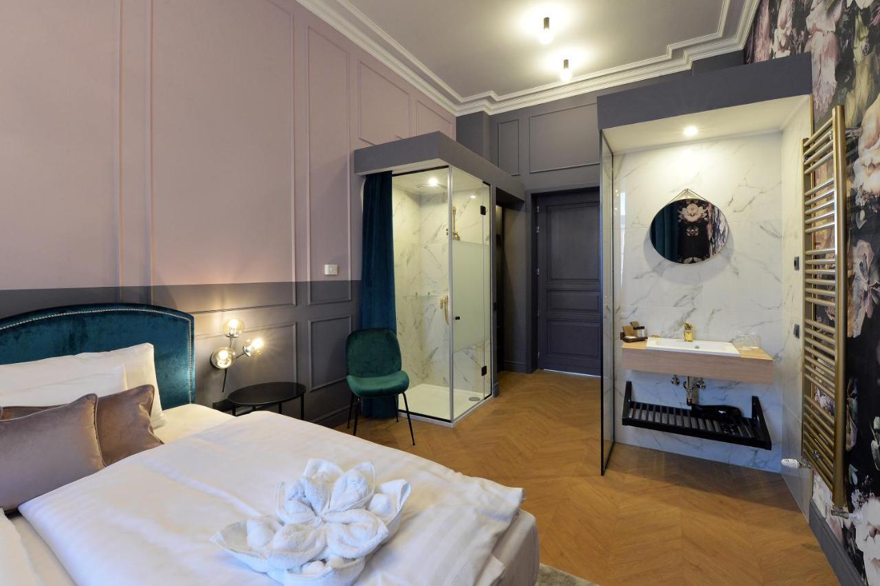 1552 Boutique Hotel Eger Esterno foto
