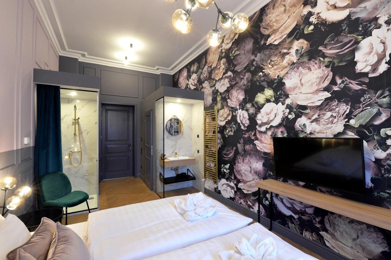 1552 Boutique Hotel Eger Esterno foto