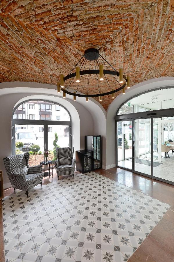 1552 Boutique Hotel Eger Esterno foto