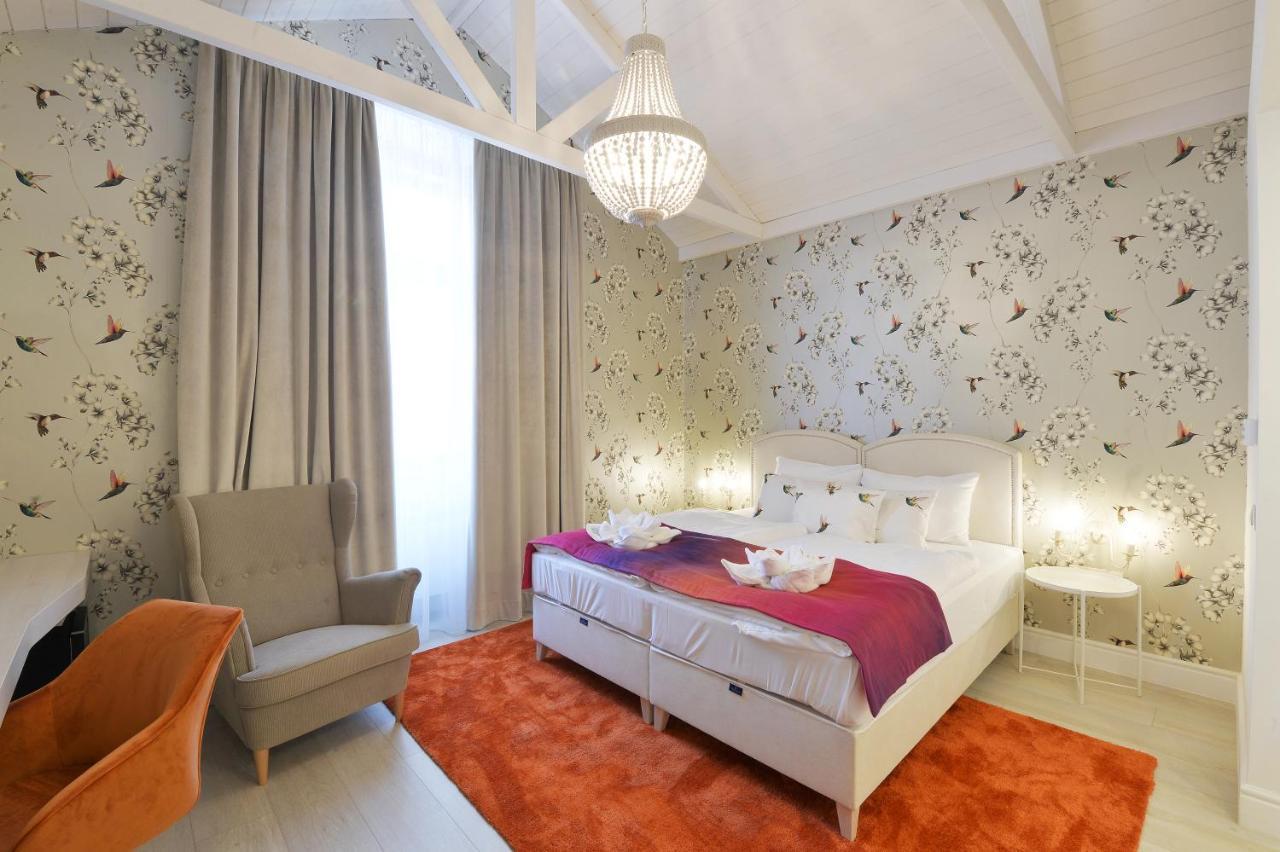 1552 Boutique Hotel Eger Esterno foto